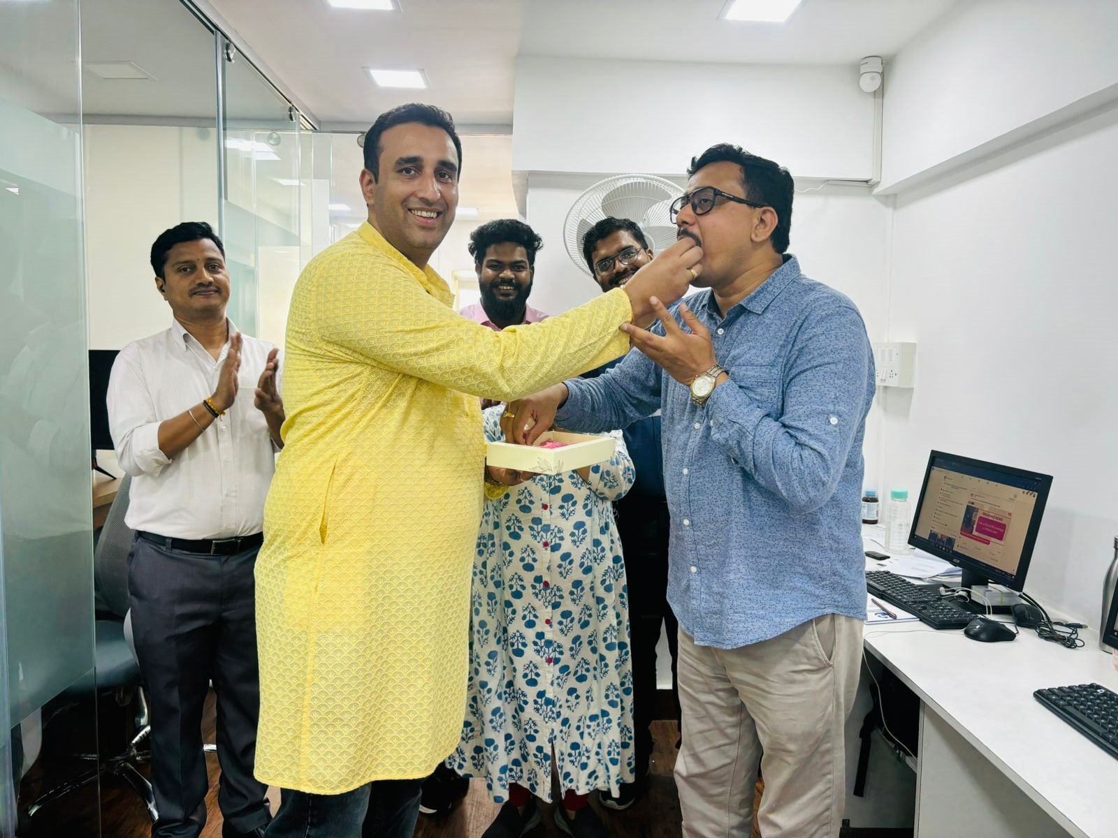 पत्रकार और समाचार पत्र विक्रेताओं के लिए एक स्वतंत्र निगम: कैबिनेट का फैसला